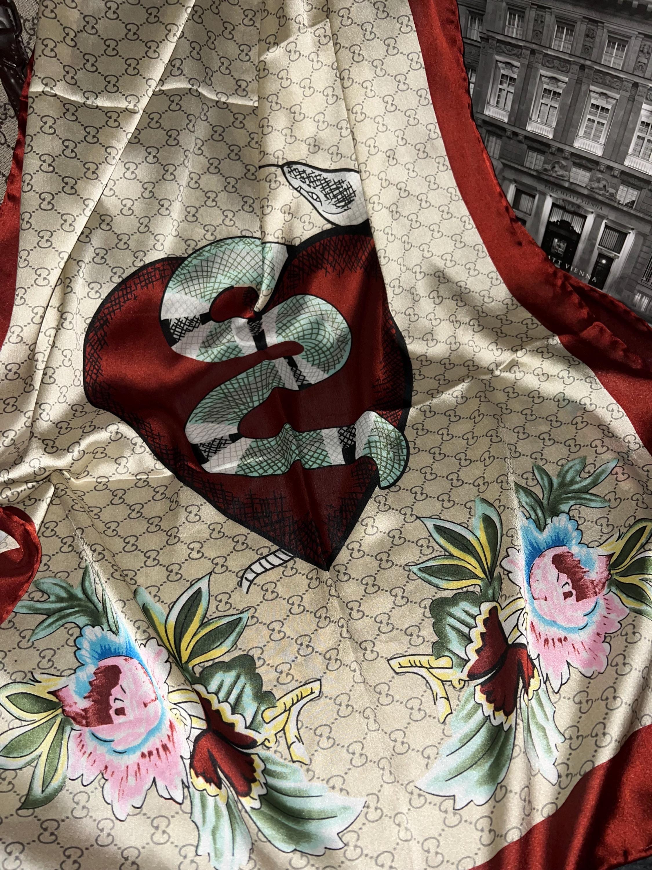 Gucci vintage scarf - Etsy 日本