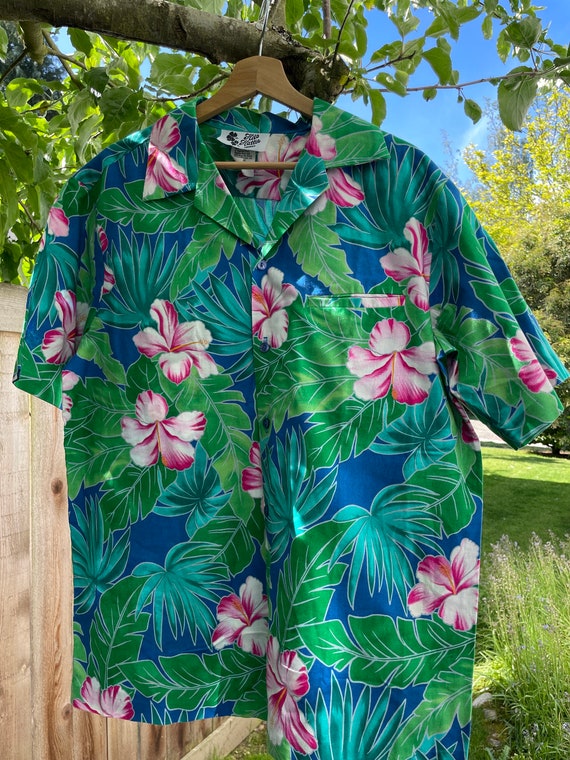 Hilo Hattie Hawaiian Hibiscus Shirt - XL