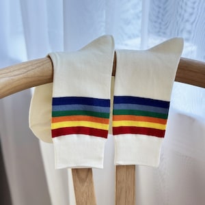 LGBTQ ユニセックス レインボーストライプ ソックス プライド アスレチック クルーソックス ギフトに最適