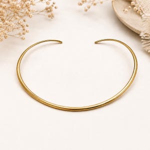 Collier ras de cou ouvert fabriqué à la main en laiton poli - Collier Torque minimaliste