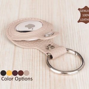 Leather AirTag Case for Apple. AirTag Holder Compatible with Apple. Keyring AirTag Case. Personalized Leather Keychain, Apple AirTag Finder.