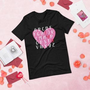 Valentine&#39;s Day T-Shirt | Short-Sleeve T-Shirt | I Love U Shirt