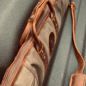 Waxed Canvas Shotgun Case | Leather Trim, Zipper Lock, 53" Bild 2