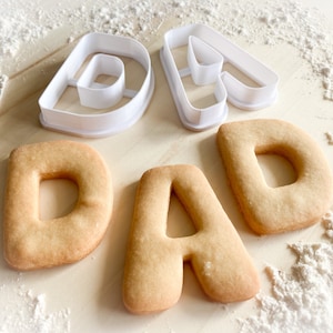 Cortador de galletas multitamaño: Letras del Día del Padre DAD set *89