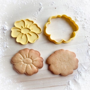 Cookie cutter and stamp multi-size: Flower, floret, bloom *349