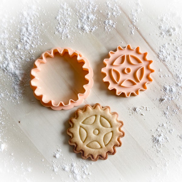 Cookie cutter and stamp multi-size: Gear  *430