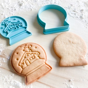 Cookie cutter and stamp multi-size: Snow globe with house or snowman *216