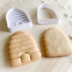 Cookie cutter multi-size: Bee hive *120