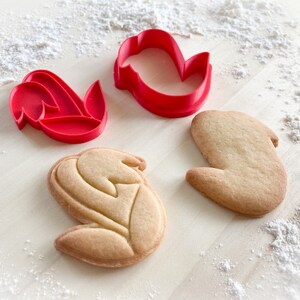 Cookie cutter and stamp multi-size:  Tulip 3 *295