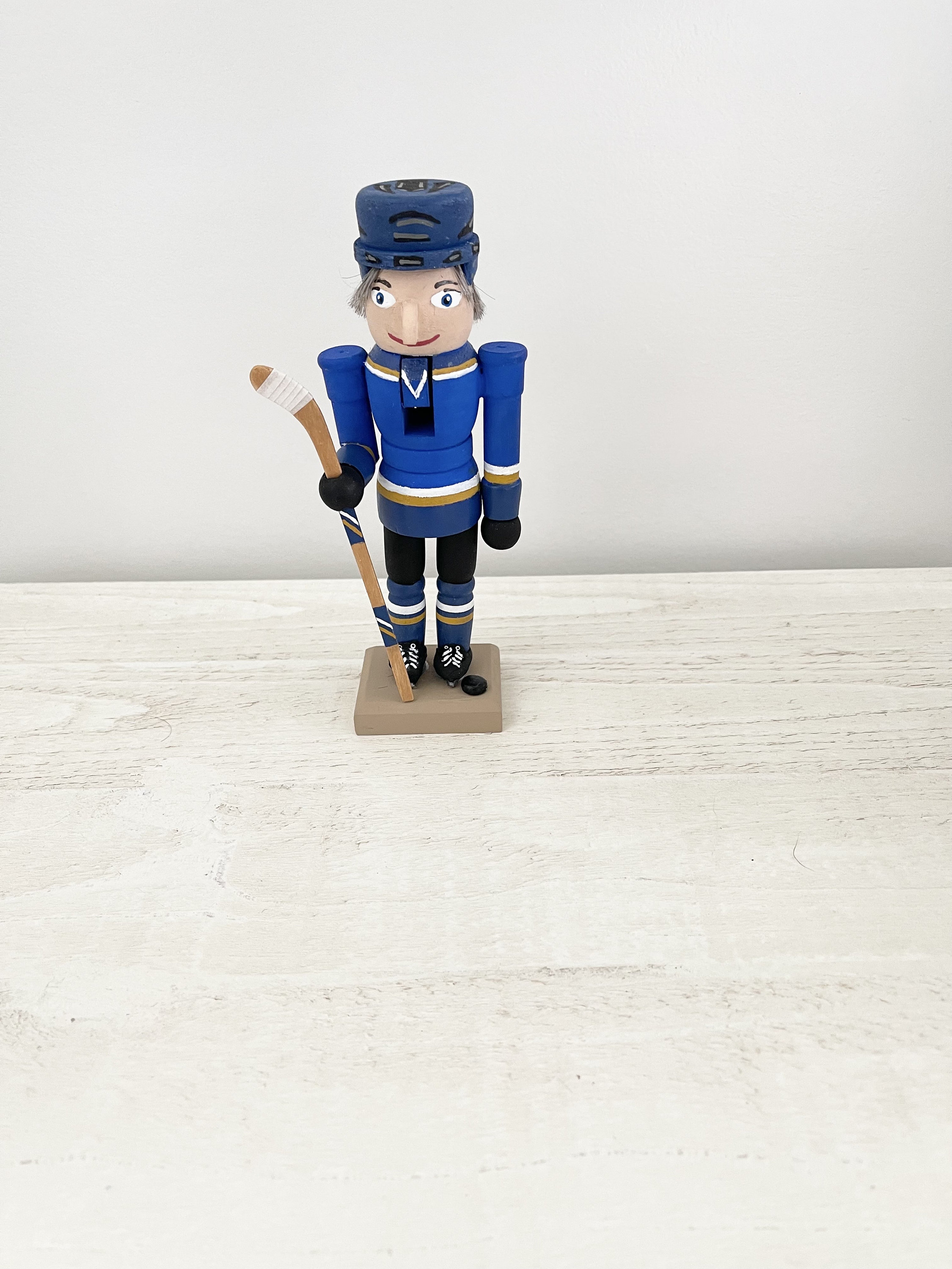 Sports themed nutcrackers deals