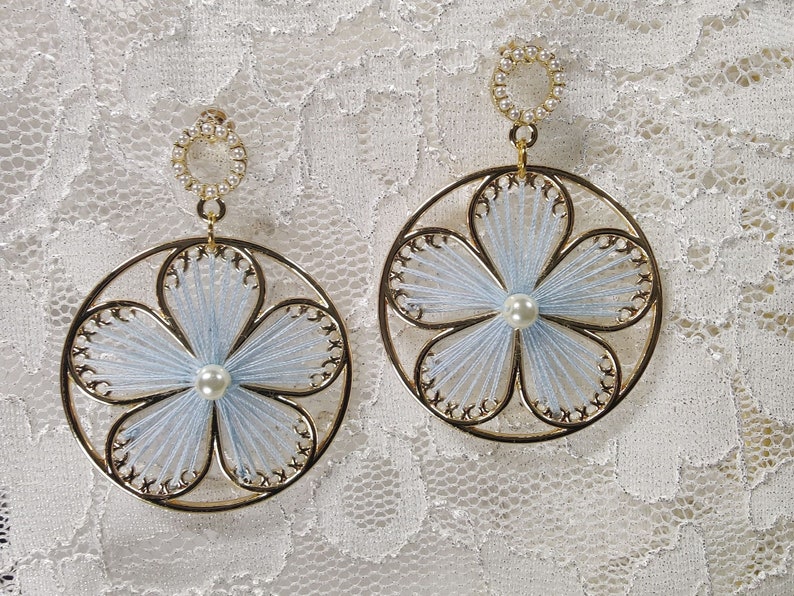 Flower Thread Pearl Earrings