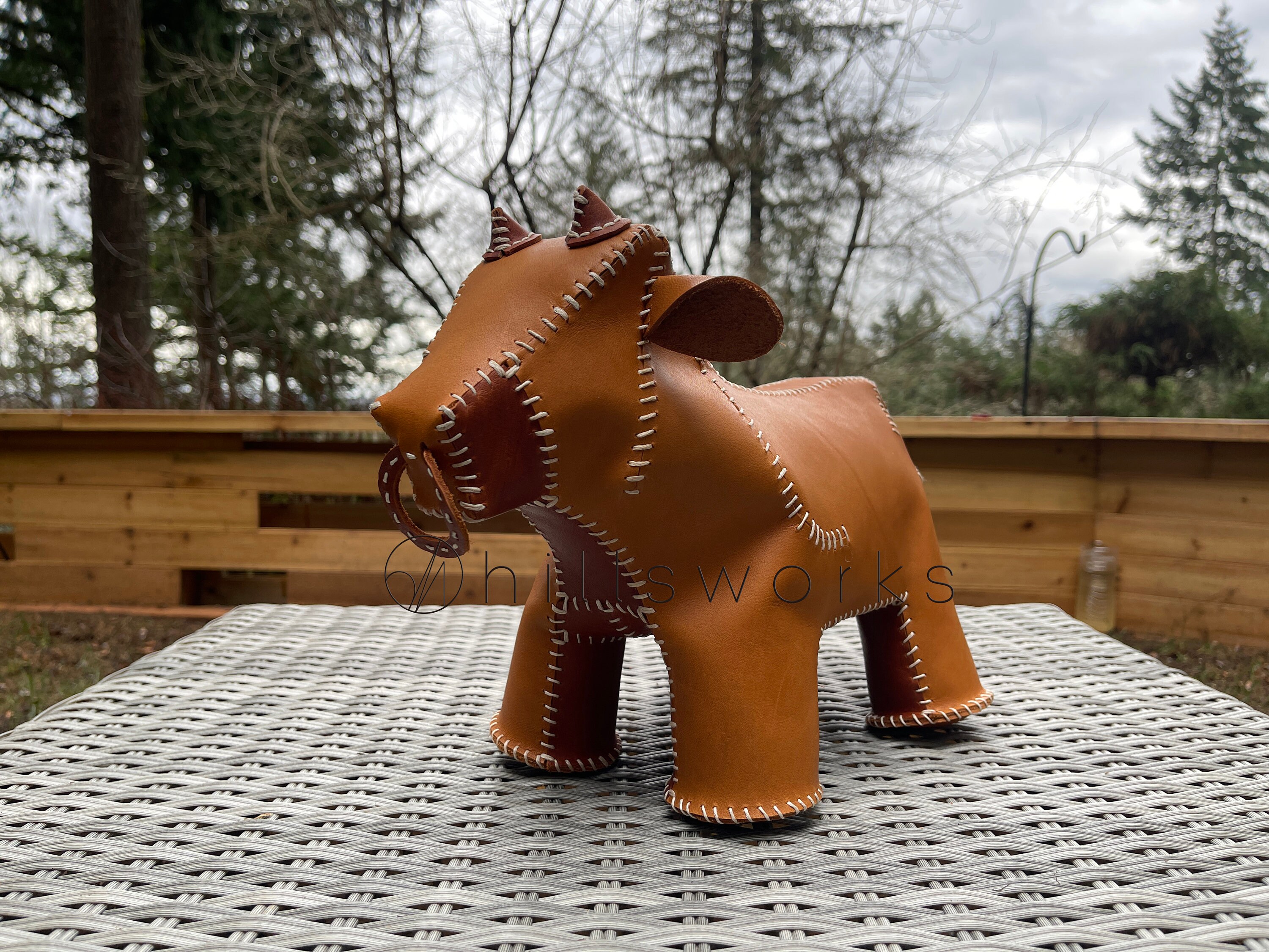 【美品】　Arts COW LEATHER Handmade Leather Cow Pattern-pdf File-leather Craft PDF-PDF