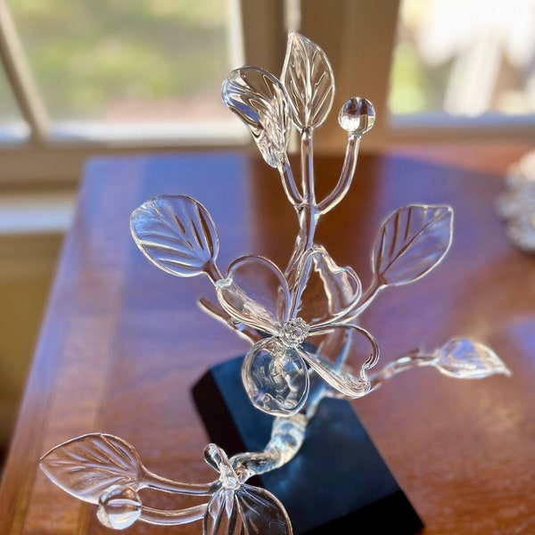 Vintage Signed Hans Frabel Hand Blown Glass Dogwood Blossom Sculpture