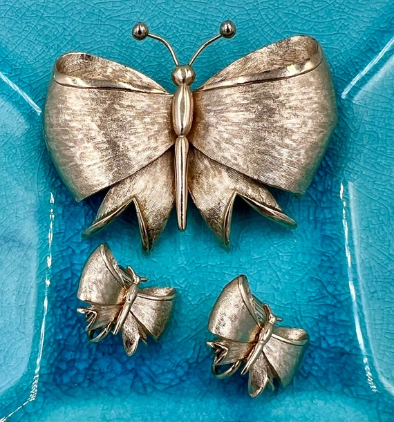 Vintage Gold Toned Butterfly Brooch and Butterfly 