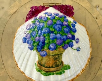Handmade Floral Scallop Shell Compact/Box