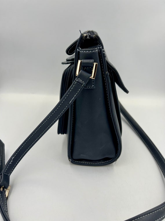 Vintage Navy Blue Leather Liz Claiborne Handbag - image 5
