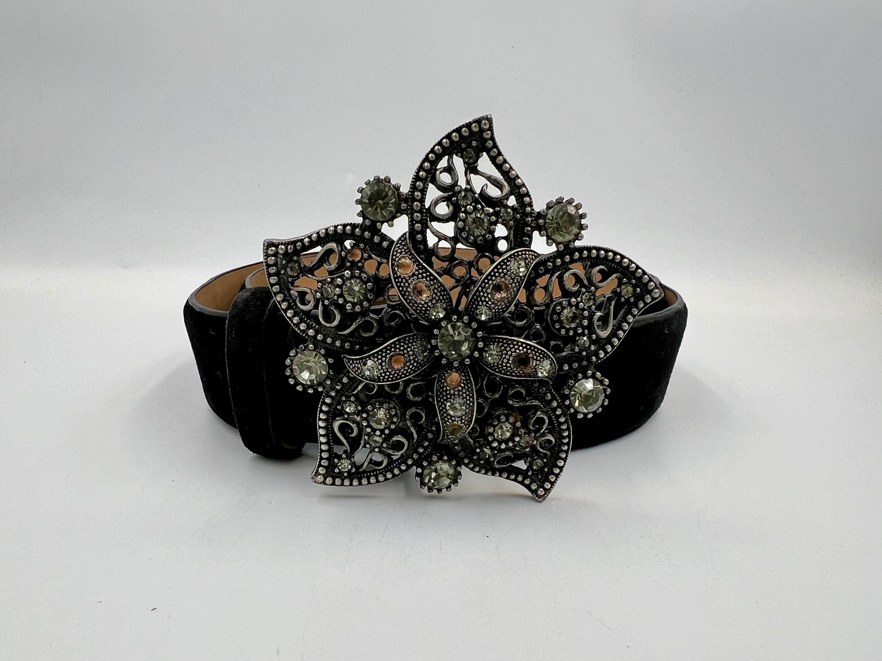 Black leather suede belt with metal floral tree branch buckle design Sz M/L 35\