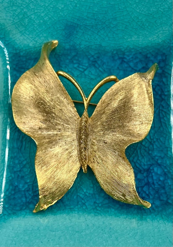 Vintage Brushed Gold Toned Butterfly Brooch