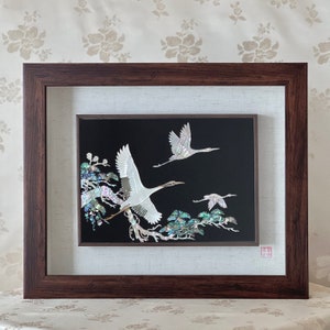 Luxurious Korean Traditional Handmade Mother of Pearl Artwork Frame with Crane and Pine Tree Design in Original Shell (자개 원패 송학문 액자)