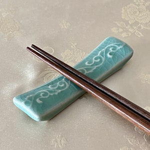 Korean Traditional Handmade Celadon Spoon and Chopstick Rest 청자 젓가락 받침 모음 Vine