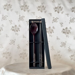 Korean Traditional Handmade Lacquered Wooden Chopsticks and Spoon Set (옻칠 수저 세트)