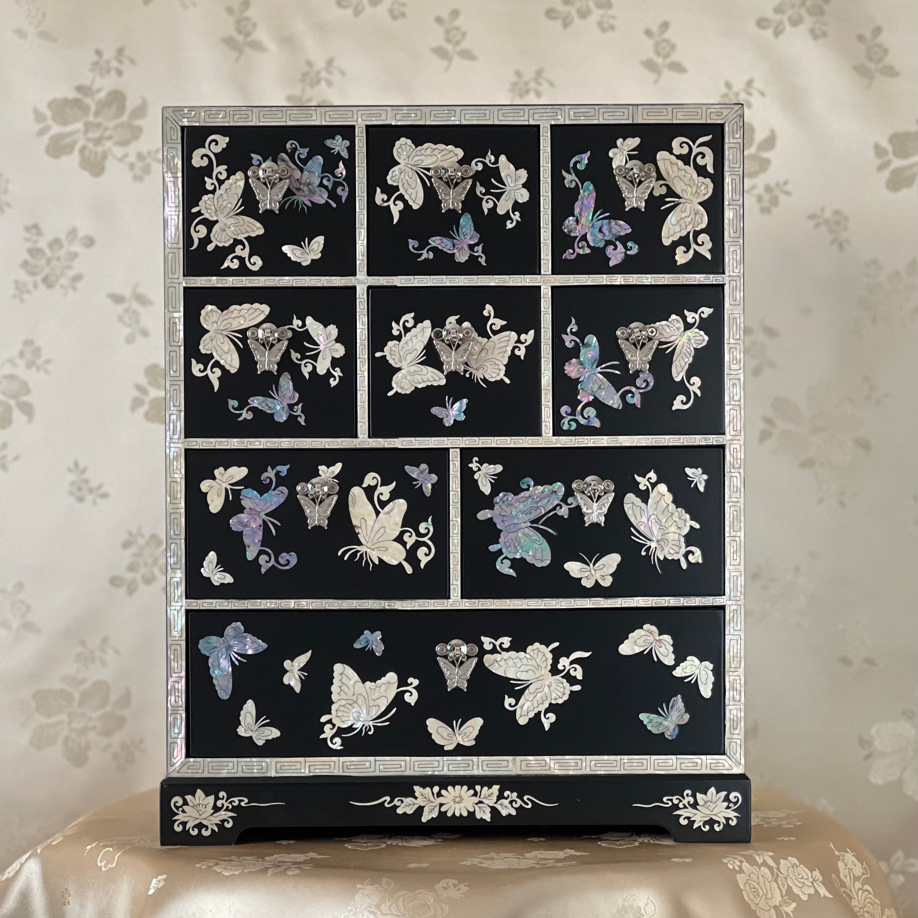 Korean Traditional Handmade Mother of Pearl Black Color Korean Traditional Handmade Mother of Pearl Black Color
