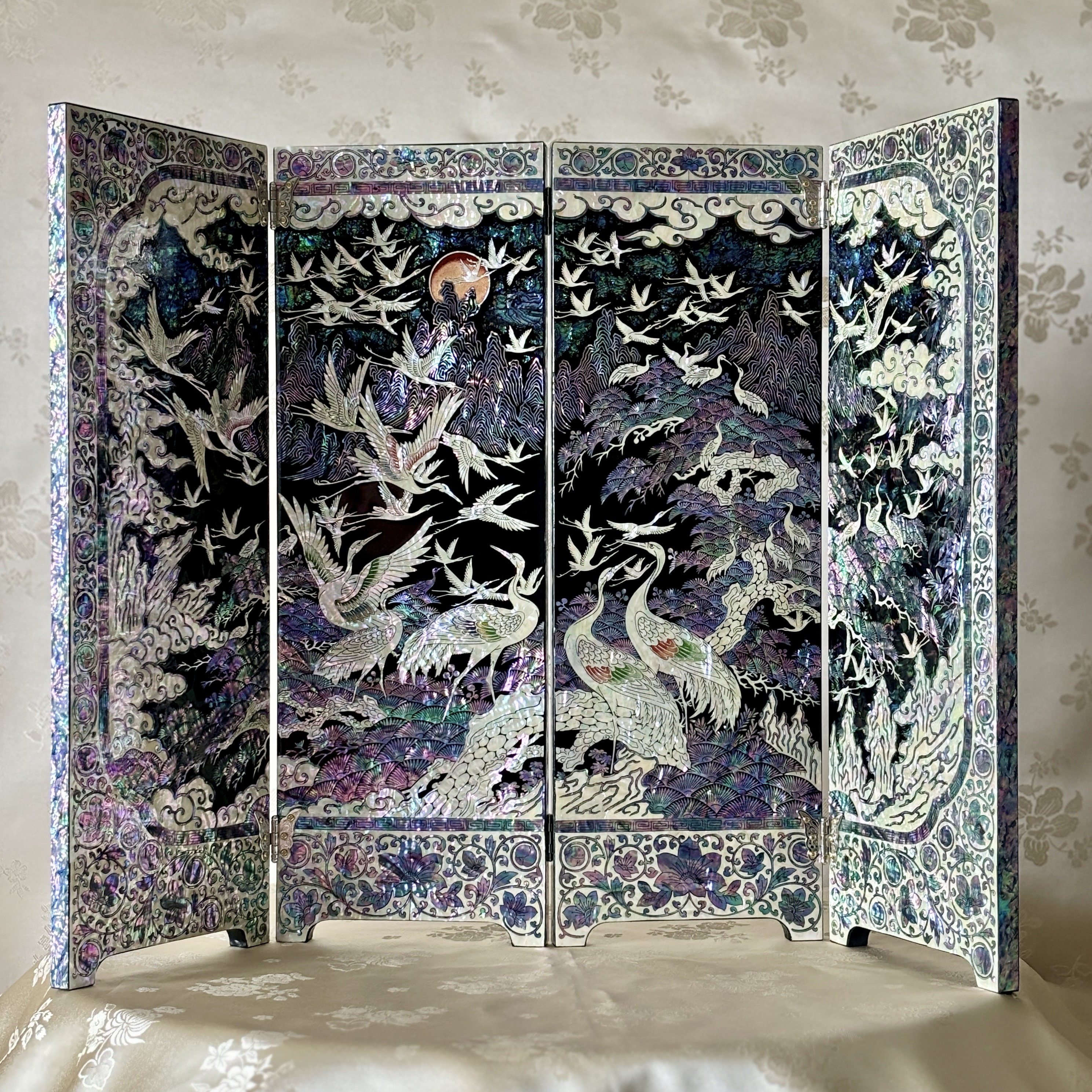Korean Mother-of-pearl Folding Screen: Grand-scale One Hundred