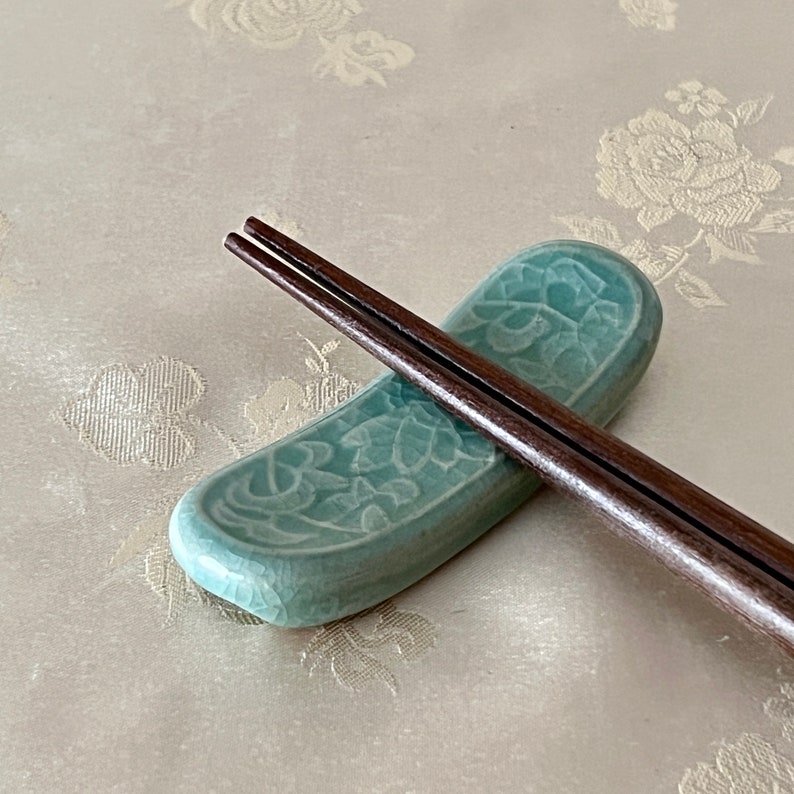 Korean Traditional Handmade Celadon Spoon and Chopstick Rest 청자 젓가락 받침 모음 Lotus