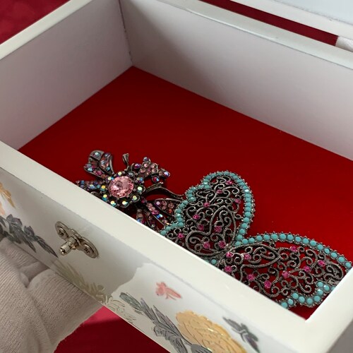 Beautiful Korean traditional Mother of Pearl popular handmade jewelry box with butterflies and flowers great as wedding gift