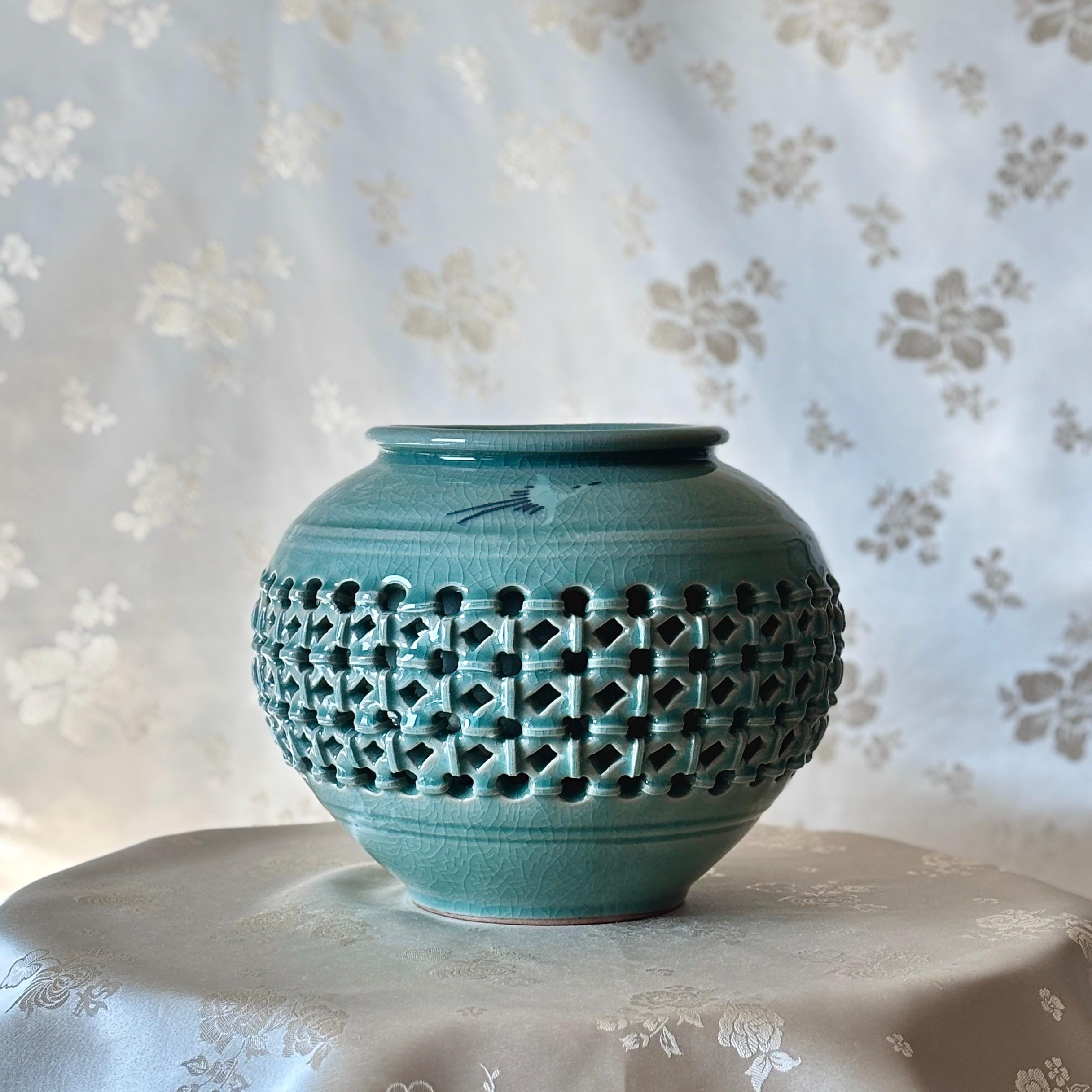 Exquisite Korean Traditional Handmade Celadon Double Wall