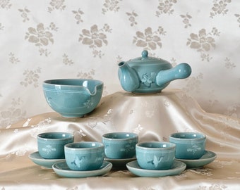 Korean Traditional Handmade Celadon Tea Set for 5 People with Inlaid Crane and Cloud Pattern (청자 상감 운학문 5인 다기 세트)