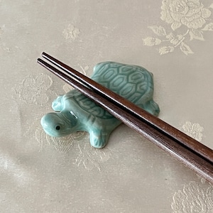 Korean Traditional Handmade Celadon Spoon and Chopstick Rest 청자 젓가락 받침 모음 Turtle