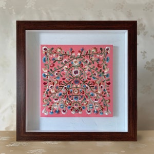 New Limited Korean Traditional Big Size Handmade Craft Embroidery (Jasu) with Vines Pattern on Silk in Wooden Frame (대형 당초문 손자수 액자)