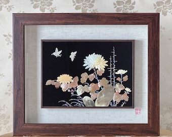 Beautiful Korean Traditional Handmade Mother of Pearl Artwork Frame with Chrysanthemum Design in Original Shell (자개 원패 국화문 액자)