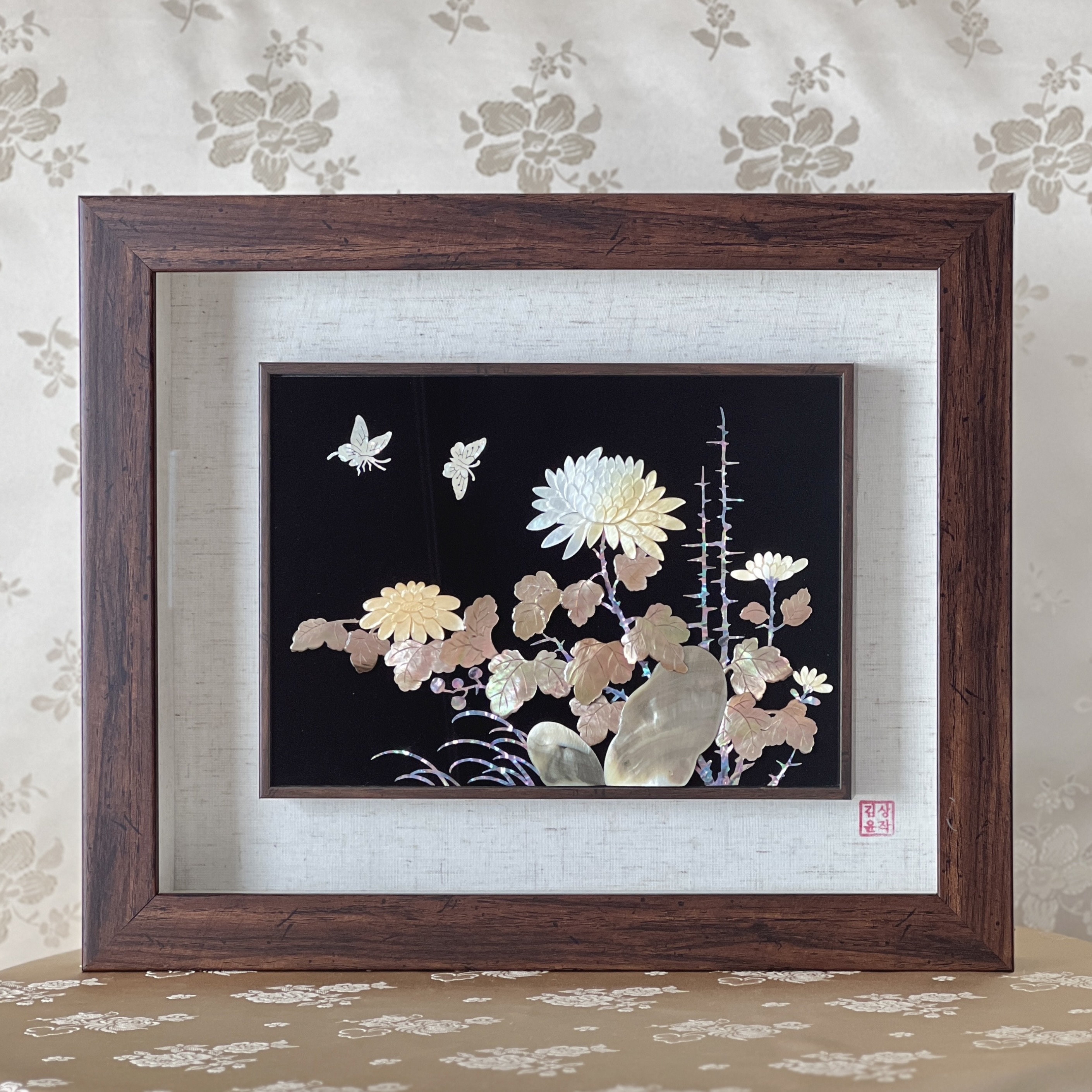 韓国産螺鈿美術パネル：横長、貝殻全体に菊模様 - Etsy 日本