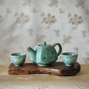Korean Handmade Celadon Tea Cup Set: Magnolia Design (청자 Korean Handmade Celadon Tea Cup Set: Magnolia Design (청자