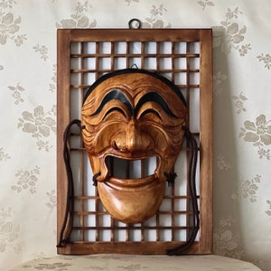 Korean Traditional Handmade Wooden Mask (Tal) in Hahoe Village Shamanic Mask Dance with Frame option (전통 탈춤 목재 하회 양반탈)
