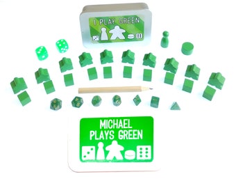 I Play Green - Personalised Board Game Survival Kit - Always Play Board Games in Your Favourite Colour! - Board Game Pieces and Dice - TTRPG
