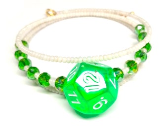 D12 Dice Bracelet - Green 12 Sided Dice Jewellery - Geeky Gift - DND Dice TTRPG - D20 bracelet with beads - Dungeons and Dragons RPG