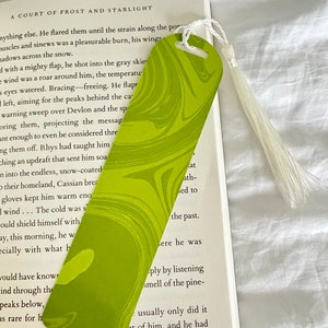 Bookmark, Green marble bookmark, cardstock bookmark, aesthetic bookmark, green bookmark