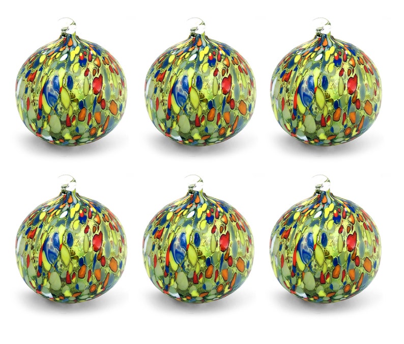 6 boules de Noël en verreLes couleurs de Murano. Soufflé et fabriqué à la main. Des décorations raffinées pour décorer votre sapin de Noël Vert