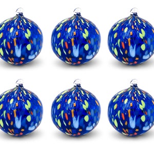 6 boules de Noël en verreLes couleurs de Murano. Soufflé et fabriqué à la main. Des décorations raffinées pour décorer votre sapin de Noël Bleu