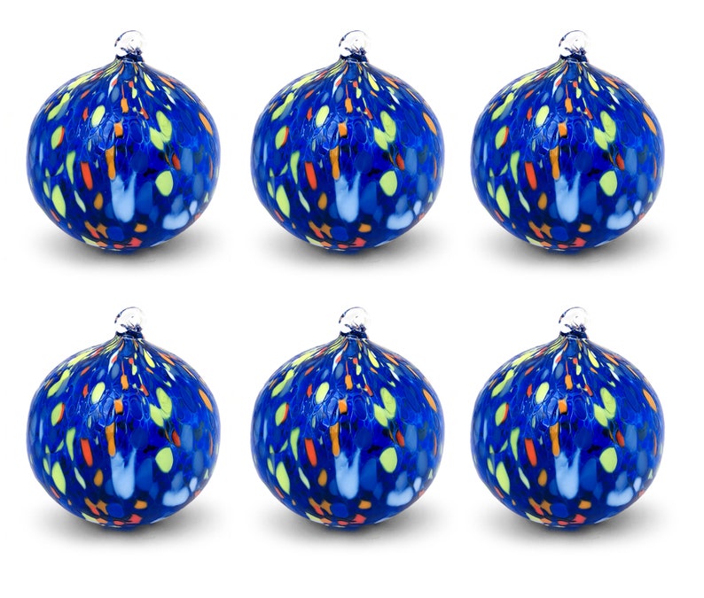 6 boules de Noël en verreLes couleurs de Murano. Soufflé et fabriqué à la main. Des décorations raffinées pour décorer votre sapin de Noël Bleu