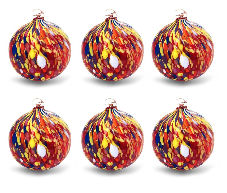 6 boules de Noël en verreLes couleurs de Murano. Soufflé et fabriqué à la main. Des décorations raffinées pour décorer votre sapin de Noël Rouge