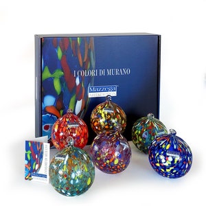 6 boules de Noël en verreLes couleurs de Murano. Soufflé et fabriqué à la main. Des décorations raffinées pour décorer votre sapin de Noël MIX-SR