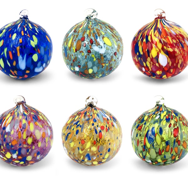 6 boules de Noël en verre « Les couleurs de Murano ». Soufflé et fabriqué à la main. Des décorations raffinées pour décorer votre sapin de Noël