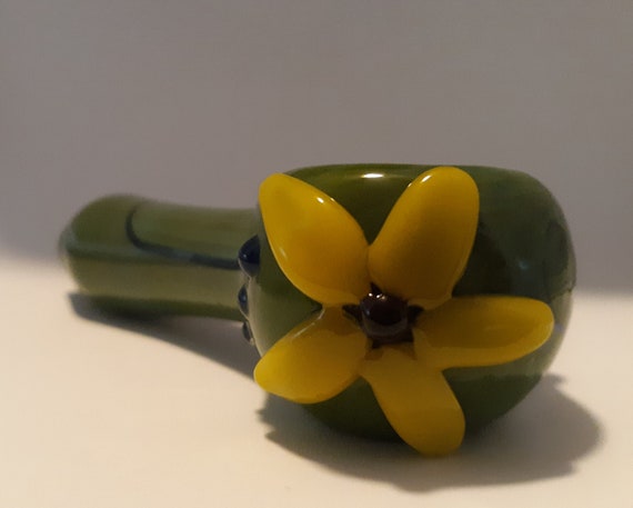 sunflower tobacco bowl Sunflower on Green ~ Gorgeous Smoking Bowl