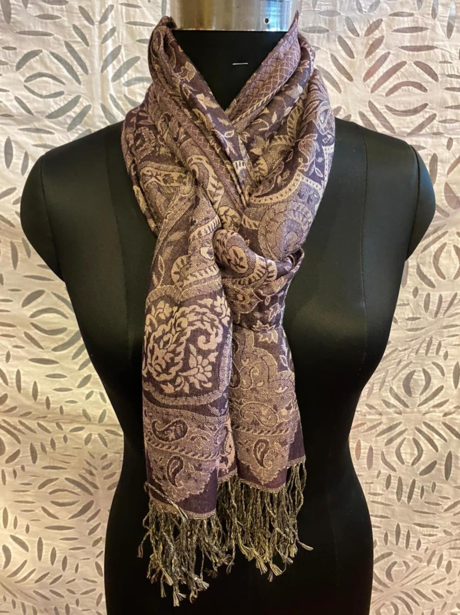 thin cashmere shawl