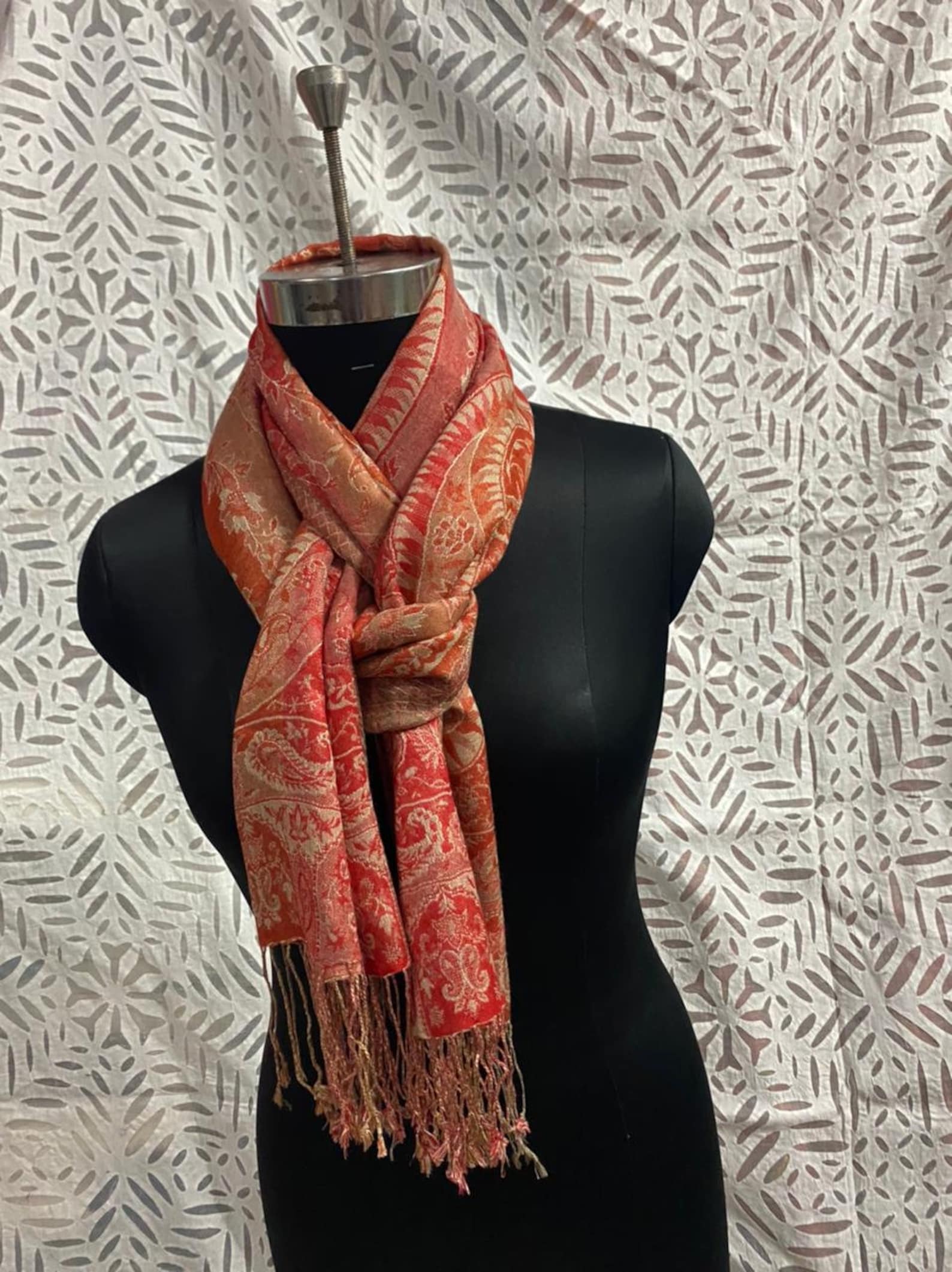 uniqlo cashmere shawl