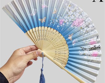 Klassieke bloemen opvouwbare ventilator, vintage bamboe ribbenventilator, Chinese handventilator, draagbare ventilatoren bruiloft, cadeau zomers feestartikelen, hanfu-dansventilator